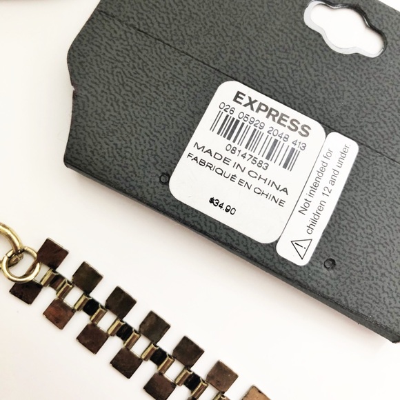 Express antiqued gold intricate statement necklace - Picture 5 of 5